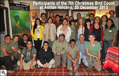 Participantes del séptimo Conteo Navideño de Aves en el Volcán Atitlán